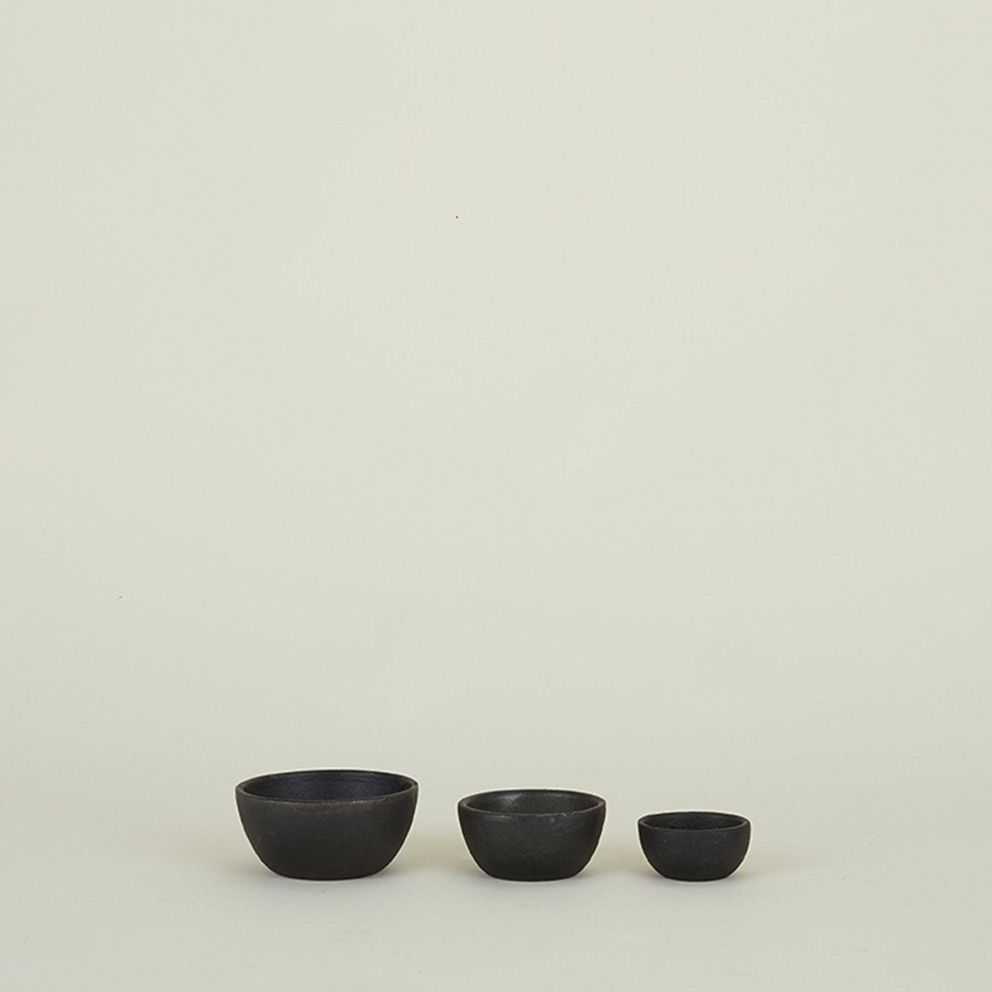 Cast Iron Bowl Set