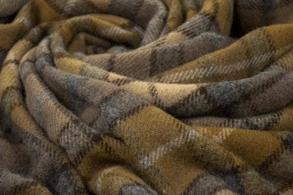 Highland Tartan Tweed Fluffy Throw - Natural Buchanan