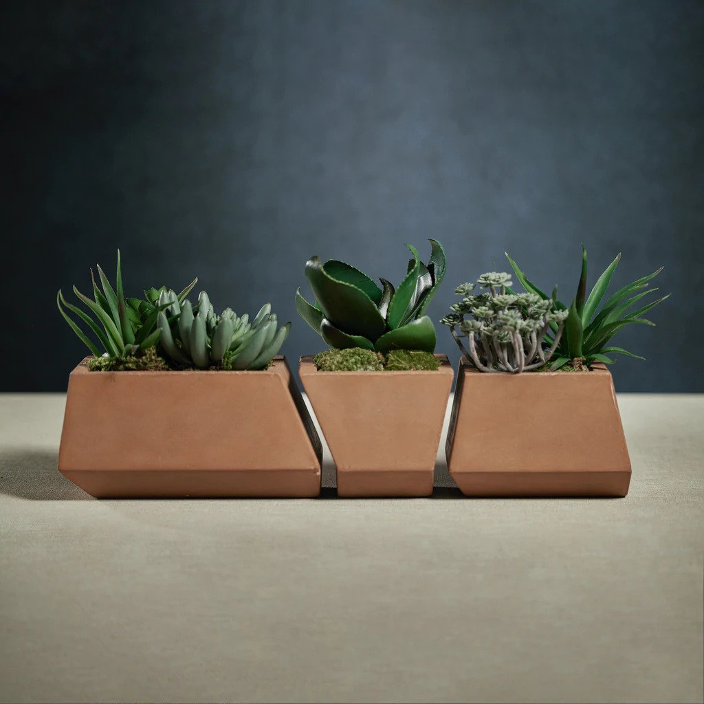 3-Piece Sectional Concrete Planter