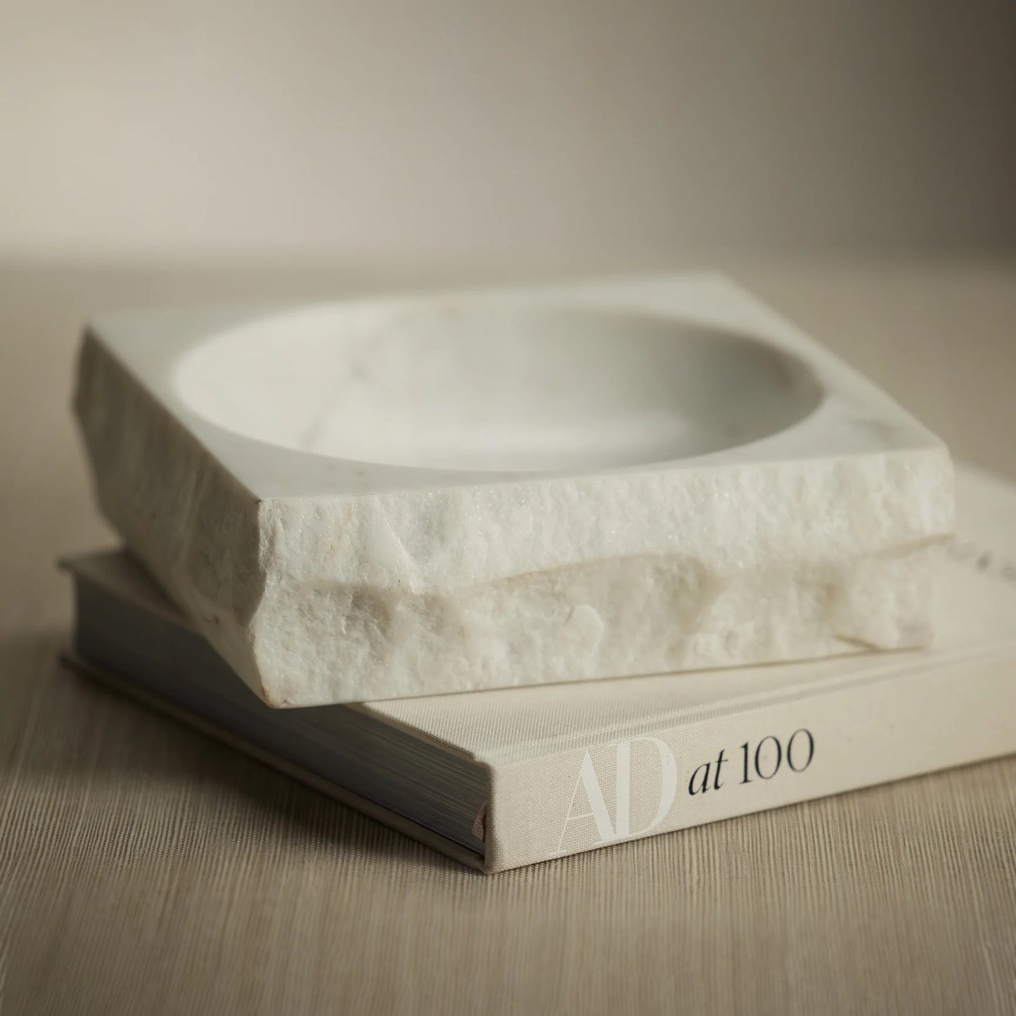 Rock Finish White Marble Square Bowl